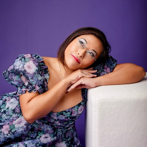 Meet your Posher, Norma - Picture 1 of 3